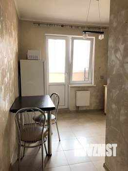 1-к квартира, посуточно, 40м2, 6/9 этаж