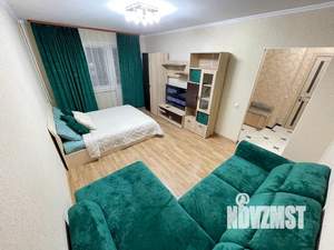 1-к квартира, посуточно, 40м2, 9/9 этаж
