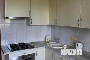 1-к квартира, посуточно, 45м2, 3/5 этаж