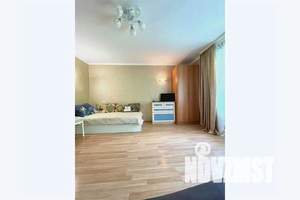 1-к квартира, посуточно, 40м2, 1/5 этаж
