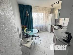 1-к квартира, посуточно, 38м2, 1/1 этаж