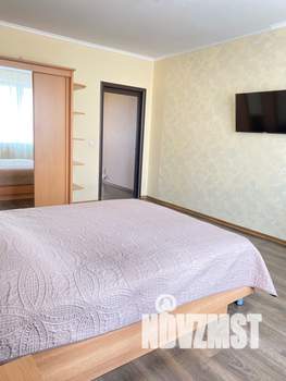 2-к квартира, посуточно, 78м2, 1/1 этаж