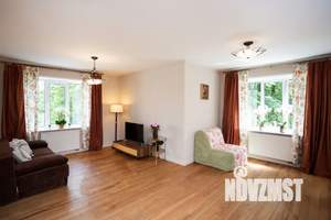 2-к квартира, посуточно, 79м2, 3/6 этаж