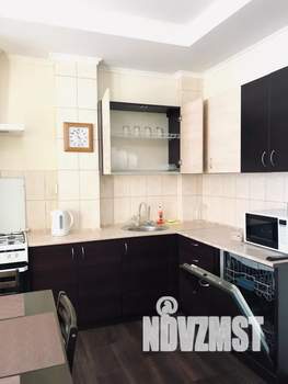 2-к квартира, посуточно, 78м2, 2/9 этаж