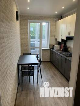 1-к квартира, посуточно, 36м2, 1/1 этаж