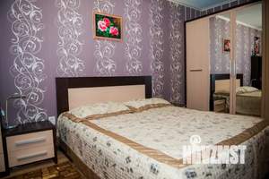 3-к квартира, посуточно, 58м2, 2/2 этаж