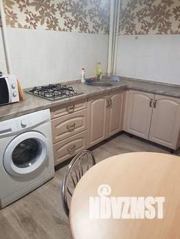 1-к квартира, посуточно, 40м2, 2/10 этаж