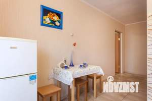 1-к квартира, посуточно, 37м2, 4/9 этаж