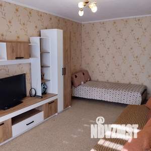 1-к квартира, посуточно, 30м2, 3/5 этаж