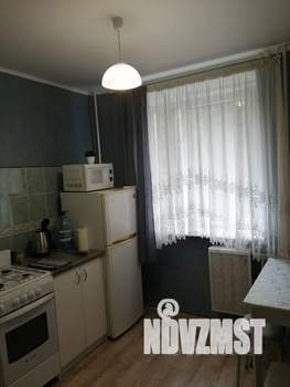 1-к квартира, посуточно, 30м2, 2/5 этаж