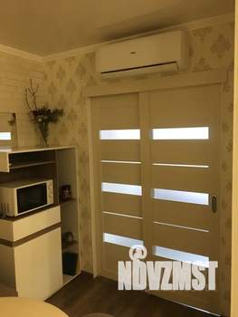 Студия квартира, посуточно, 33м2, 2/5 этаж