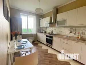 1-к квартира, посуточно, 47м2, 1/1 этаж