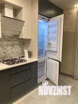 1-к квартира, посуточно, 42м2, 6/10 этаж