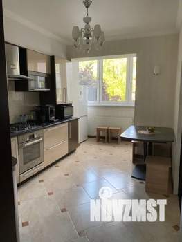 2-к квартира, посуточно, 60м2, 2/5 этаж