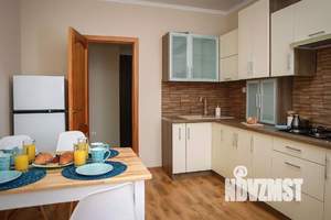 2-к квартира, посуточно, 60м2, 1/1 этаж