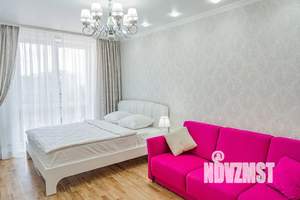 1-к квартира, посуточно, 42м2, 8/10 этаж