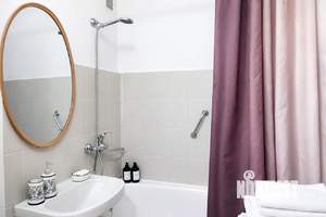 2-к квартира, посуточно, 44м2, 1/1 этаж