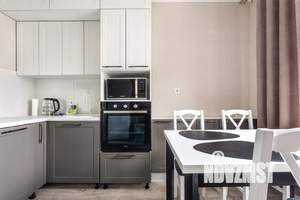 1-к квартира, посуточно, 50м2, 10/12 этаж