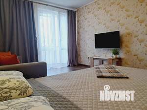 1-к квартира, посуточно, 40м2, 4/8 этаж