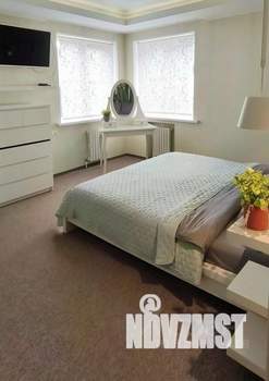 3-к квартира, посуточно, 85м2, 1/1 этаж
