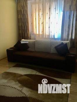 1-к квартира, посуточно, 51м2, 1/1 этаж