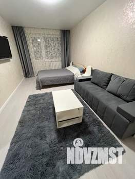 1-к квартира, посуточно, 32м2, 4/5 этаж