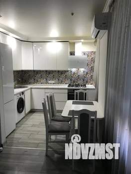 1-к квартира, посуточно, 54м2, 10/10 этаж