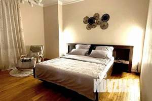 3-к квартира, посуточно, 81м2, 2/4 этаж