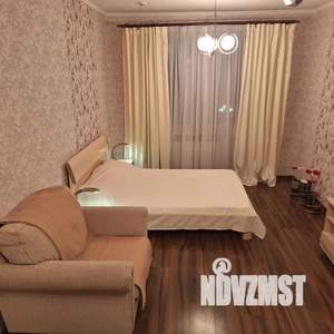 1-к квартира, посуточно, 47м2, 3/9 этаж