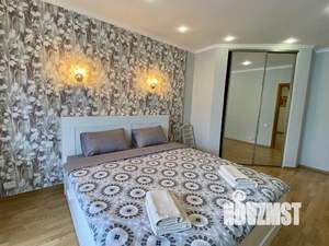 2-к квартира, посуточно, 60м2, 1/1 этаж