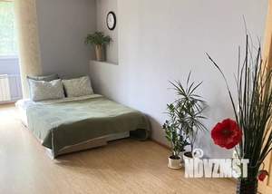 Студия квартира, посуточно, 35м2, 3/10 этаж