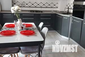 1-к квартира, посуточно, 65м2, 3/9 этаж