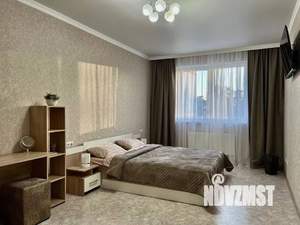 1-к квартира, посуточно, 40м2, 4/8 этаж
