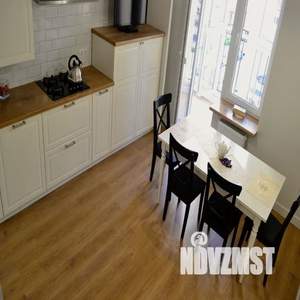 1-к квартира, посуточно, 45м2, 3/9 этаж