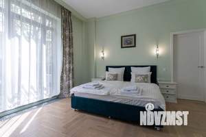 2-к квартира, посуточно, 80м2, 1/4 этаж