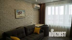 1-к квартира, посуточно, 37м2, 1/1 этаж