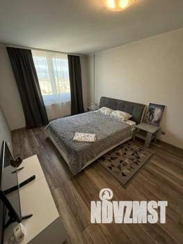 1-к квартира, посуточно, 42м2, 1/1 этаж