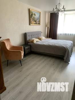 1-к квартира, посуточно, 38м2, 2/5 этаж