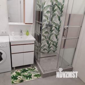 1-к квартира, посуточно, 42м2, 8/16 этаж