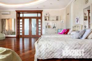 3-к квартира, посуточно, 170м2, 1/1 этаж