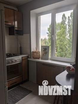 2-к квартира, посуточно, 42м2, 5/5 этаж