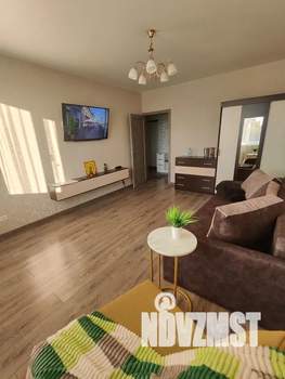 1-к квартира, посуточно, 42м2, 5/13 этаж