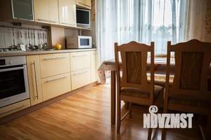 1-к квартира, посуточно, 40м2, 3/5 этаж