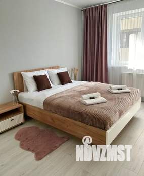 2-к квартира, посуточно, 65м2, 1/4 этаж