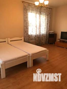 2-к квартира, посуточно, 80м2, 2/3 этаж