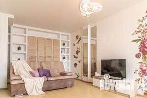 1-к квартира, посуточно, 42м2, 9/12 этаж