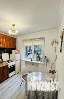 2-к квартира, посуточно, 44м2, 1/5 этаж