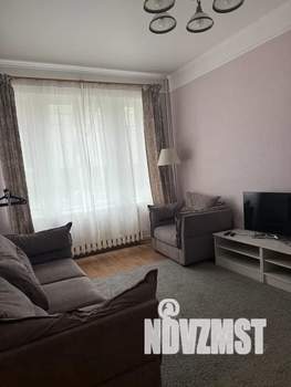 1-к квартира, посуточно, 40м2, 1/4 этаж
