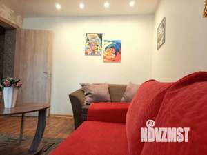 2-к квартира, посуточно, 50м2, 1/1 этаж