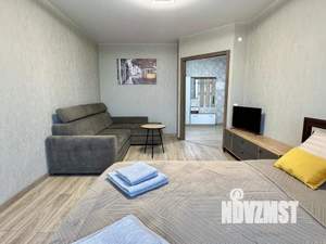 1-к квартира, посуточно, 47м2, 1/1 этаж